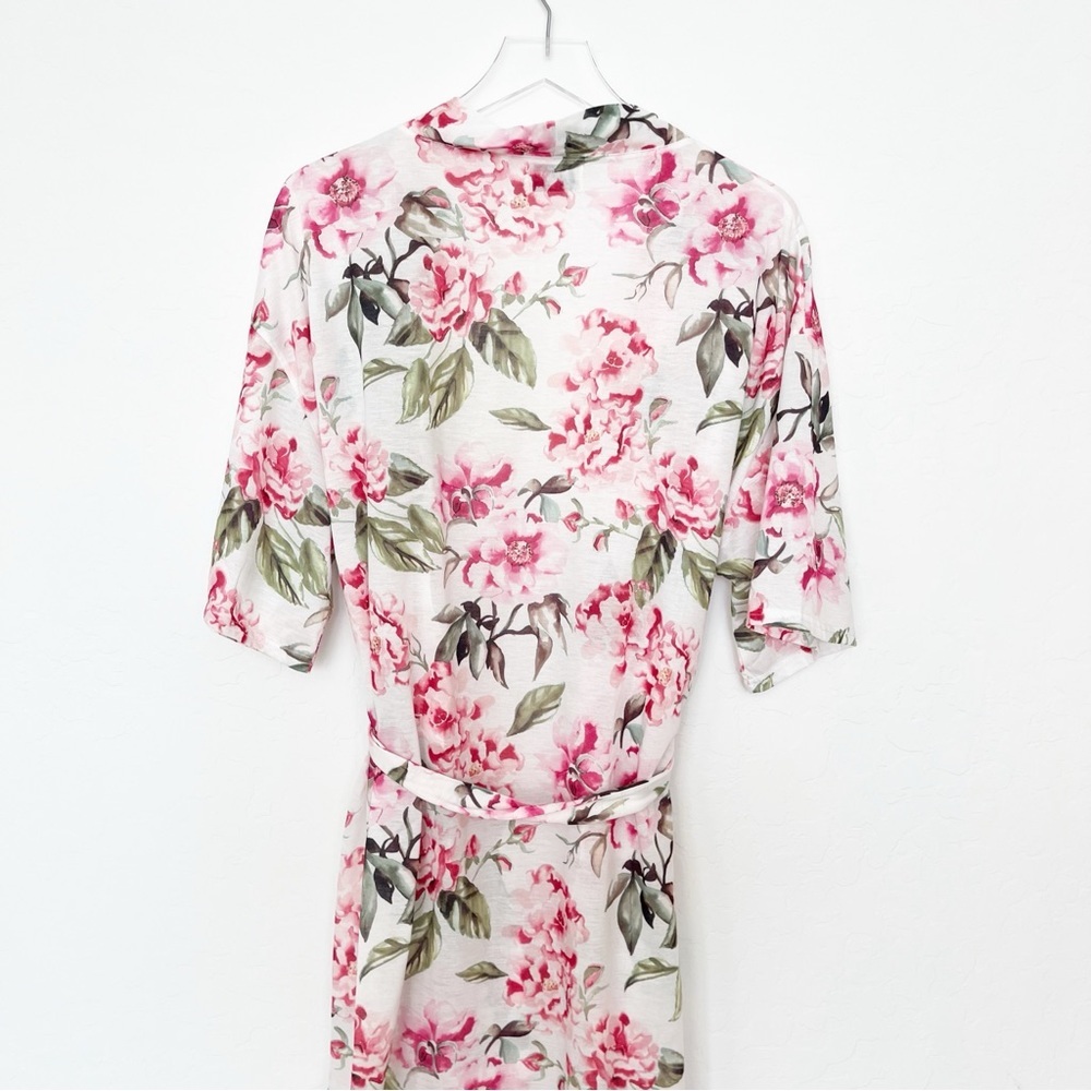 Show Me Your MuMu Robe Kimono White with Pink floral print One Size - Picture 9 of 11